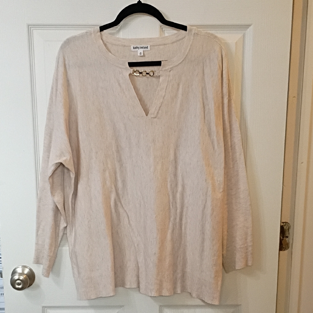 kathy ireland Cream V-Neck Sweater with Chain Accent